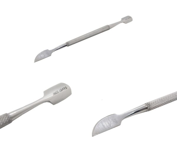 Sculpting tool axe and spatula.