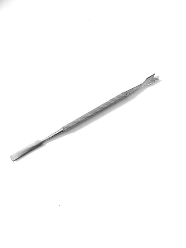 Sculpting tool fish tail and spatula.